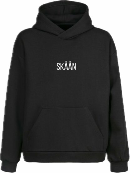 Svart Hoodie med "Skåån" text och emblem